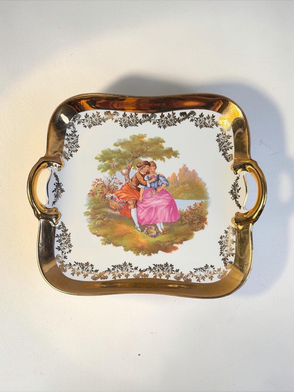 VINTAGE RZB GERMAN 22K GOLD FRAGONARD COURTING COUPLE HANDLED SERVING TRAY PLATE